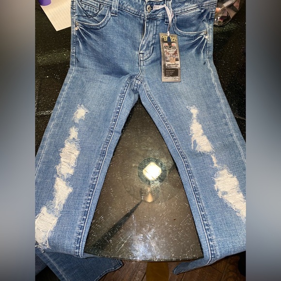 Woman’s jeans with bling detailing - Picture 10 of 11